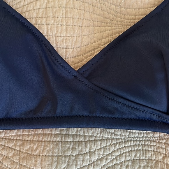 Victoria’s Secret Navy Bikini - Picture 6 of 9